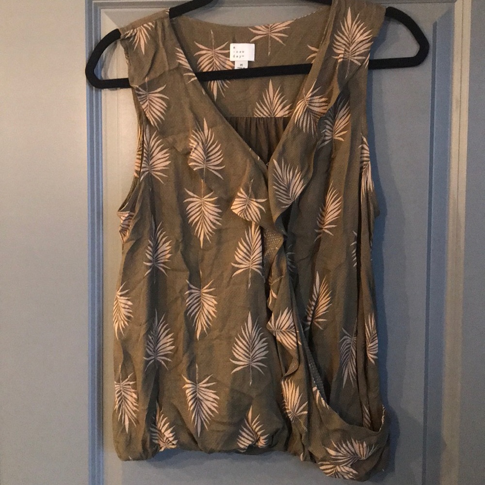 Sleeveless Blouse - size M